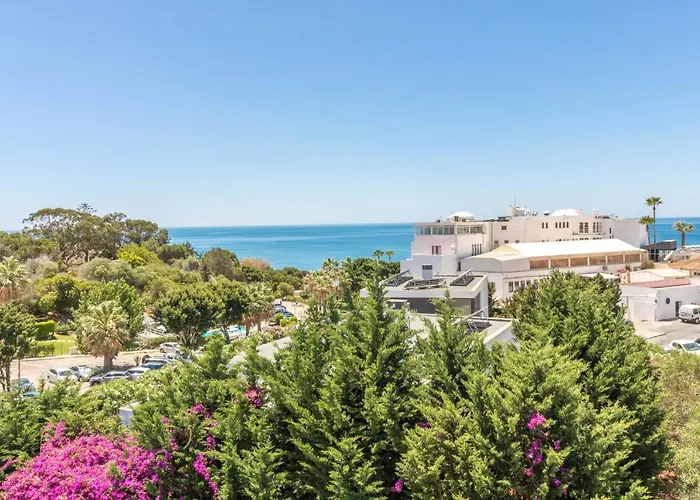 #063 Flat By Holidays 아파트 *