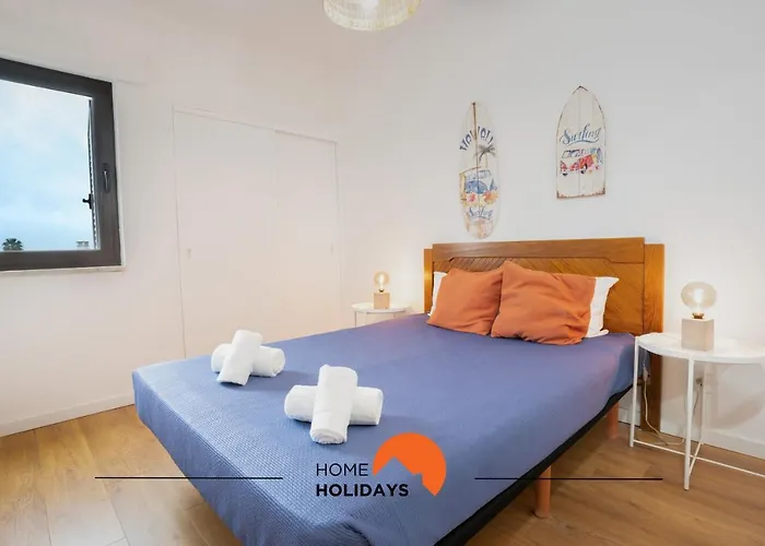 #063 Beach Apartment Steps From Ocean Apartment Albufeira