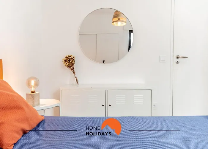 아파트 #063 Flat By Holidays *