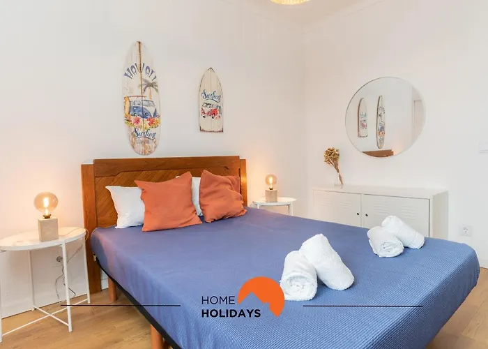 #063 Flat By Holidays 아파트