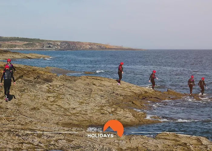 #063 Flat By Holidays